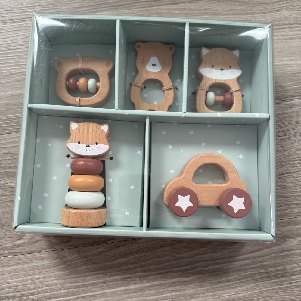 NIB Wooden Fox & Car Baby Toy Set